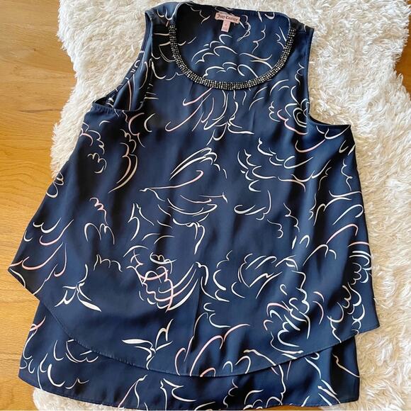 Juicy Couture sleeveless pattern layered embellished blouse womens size small S - Picture 4 of 9